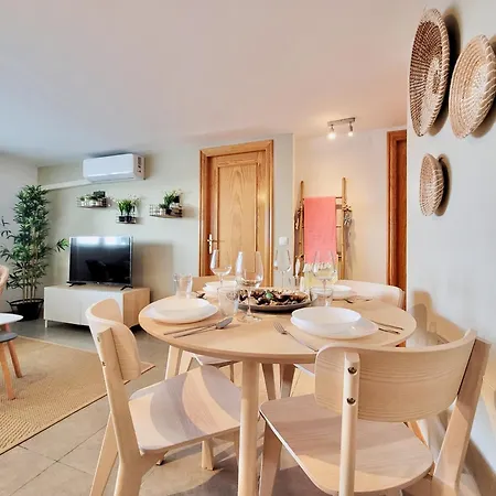Attic 10 By Grupo Compostelana Apartment